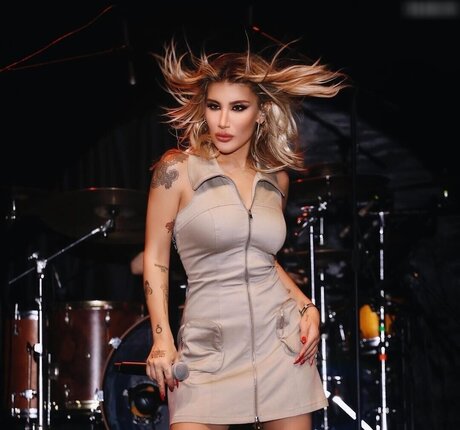 İrem Derici