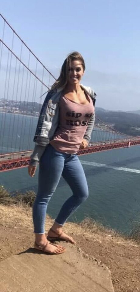 Naakte gelekte OnlyFans-foto van Brittney Touchton