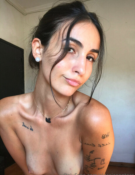 Naakte gelekte OnlyFans-foto van Alessiasantoro