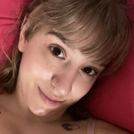Naakte gelekte OnlyFans-foto van Rizzeclover