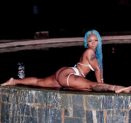 Naakte gelekte OnlyFans-foto van Bighomietyni