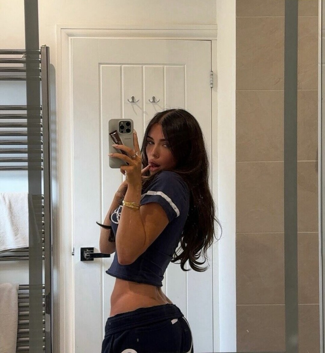 Naakte gelekte OnlyFans-foto van Clarissa Bea #131 Naakte gelekte OnlyFans-foto van Clarissa Bea #131