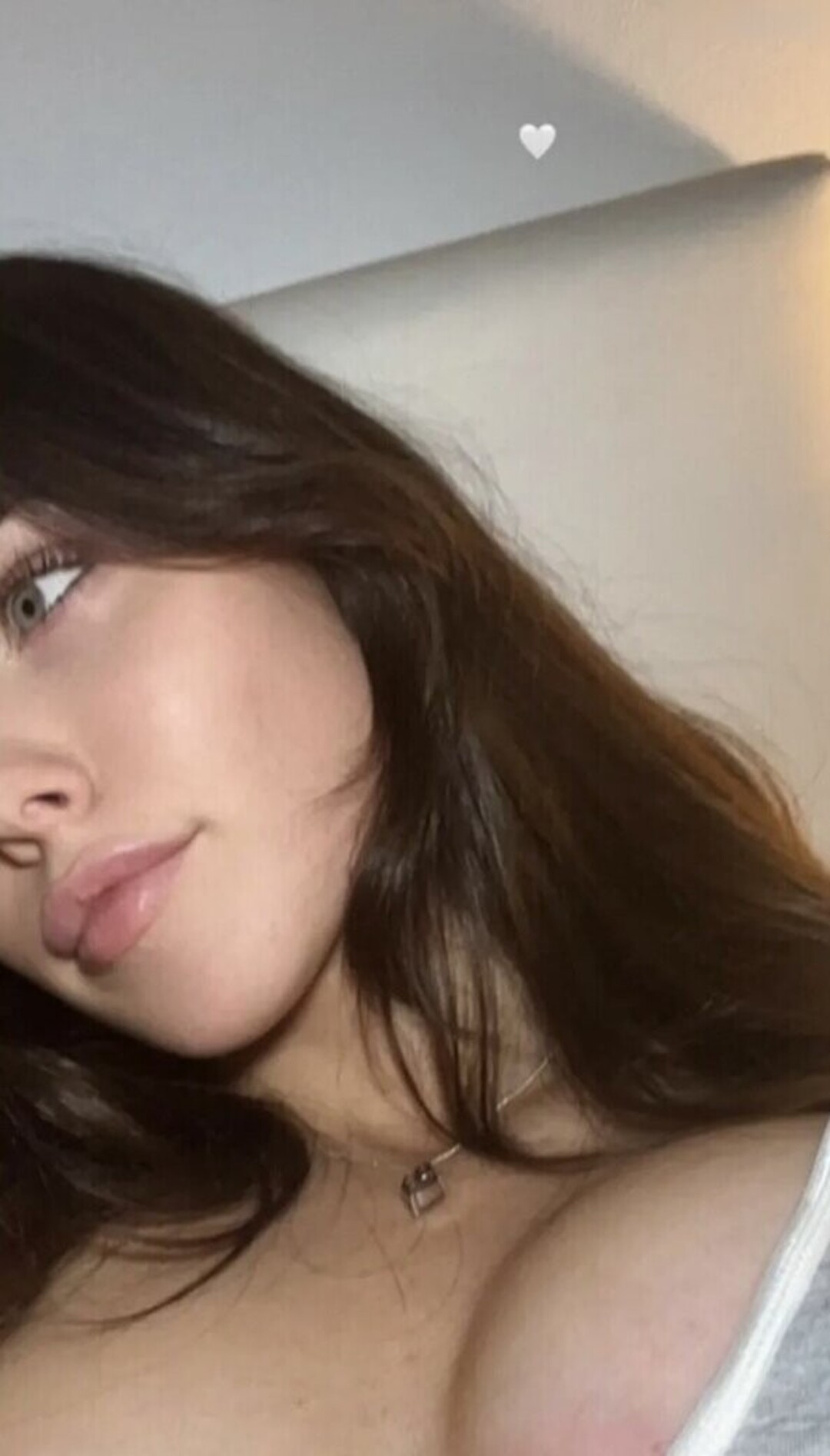 Naakte gelekte OnlyFans-foto van Clarissa Bea #136 Naakte gelekte OnlyFans-foto van Clarissa Bea #136