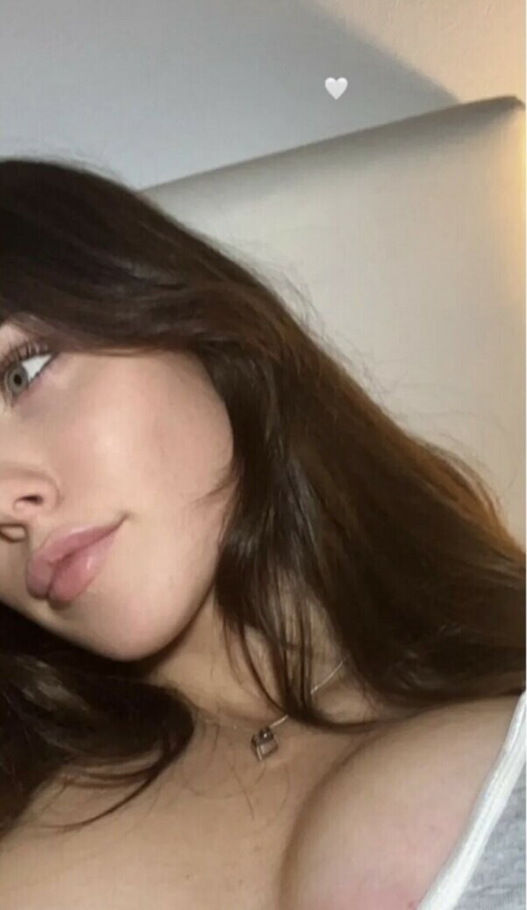 Naakte gelekte OnlyFans-foto van Clarissa Bea #139 Naakte gelekte OnlyFans-foto van Clarissa Bea #139