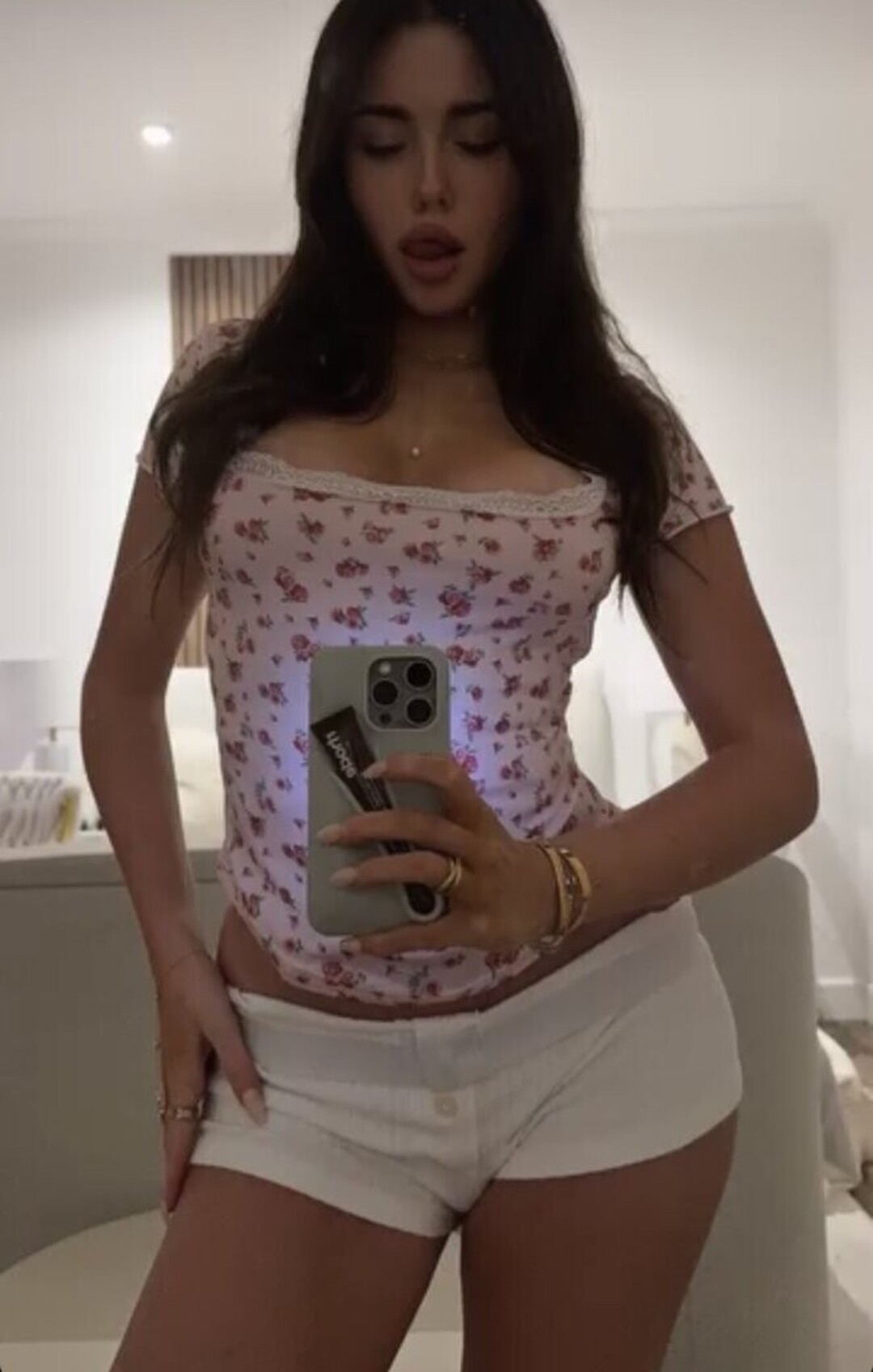 Naakte gelekte OnlyFans-foto van Clarissa Bea #158 Naakte gelekte OnlyFans-foto van Clarissa Bea #158