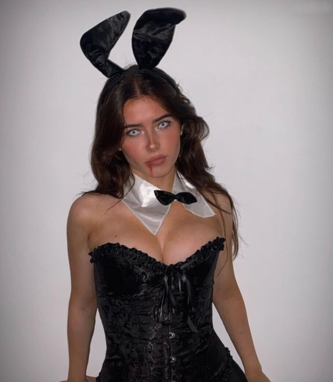 Naakte gelekte OnlyFans-foto van Clarissa Bea #2 Naakte gelekte OnlyFans-foto van Clarissa Bea #2