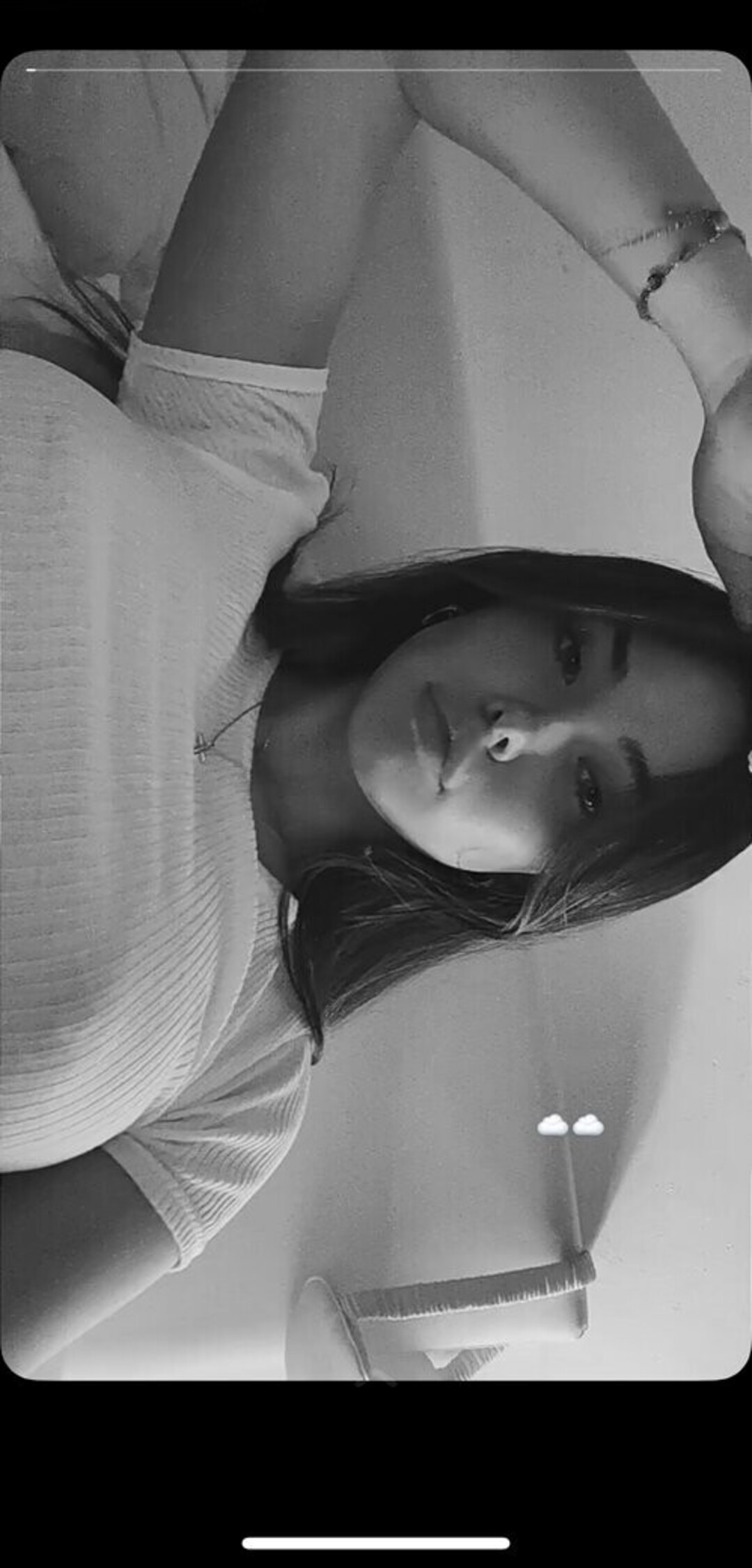 Naakte gelekte OnlyFans-foto van Clarissa Bea #25 Naakte gelekte OnlyFans-foto van Clarissa Bea #25