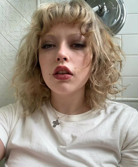 Violet Grohl