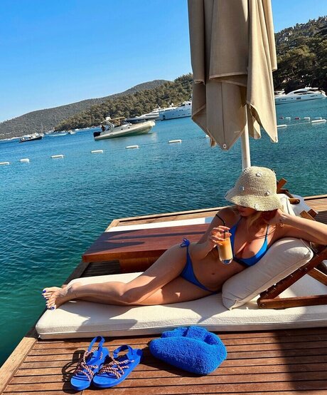 Hande Sarıoğlu