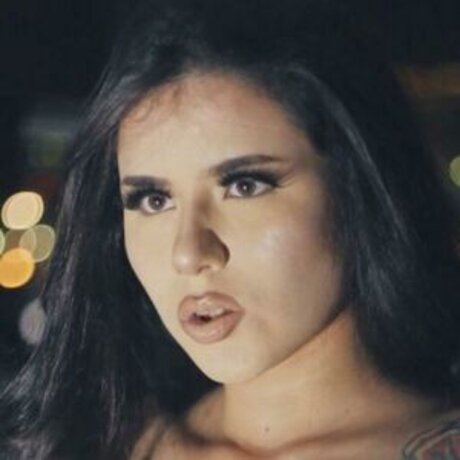 Naakte gelekte OnlyFans-foto van Stormycash