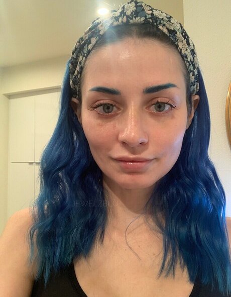 Jewelz Blu