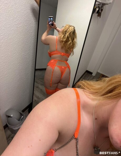 Sarahfahr9
