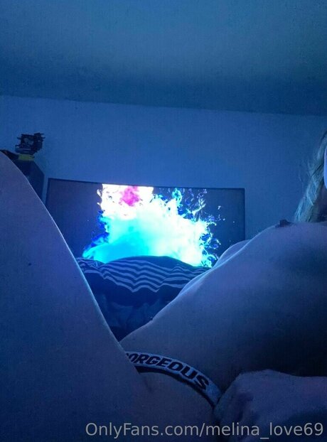 Naakte gelekte OnlyFans-foto van Melinalove69