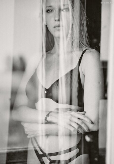 Natalie (Avo)