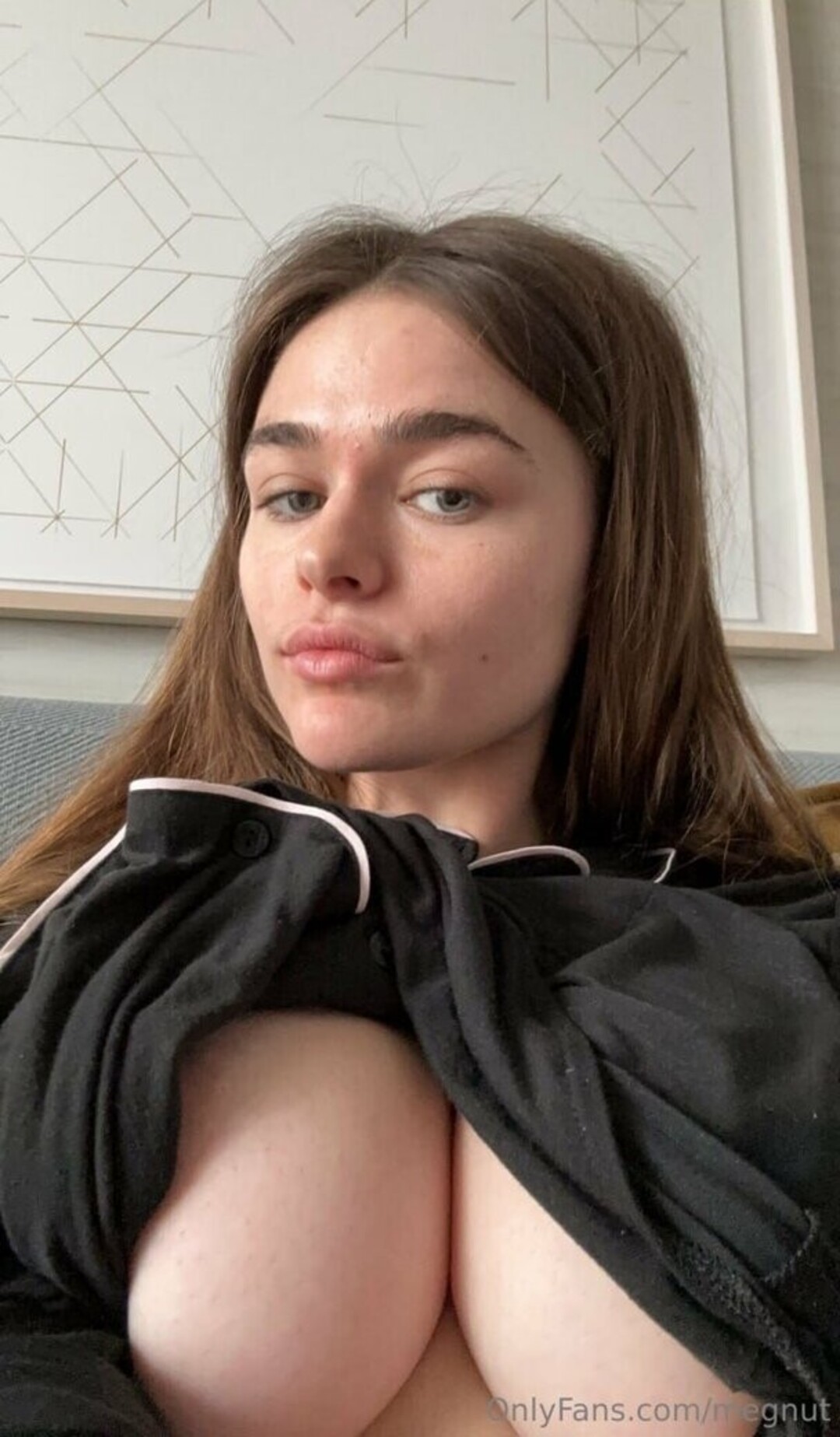 Naakte gelekte OnlyFans-foto van Megnut #1020