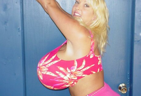 Maxi Mounds