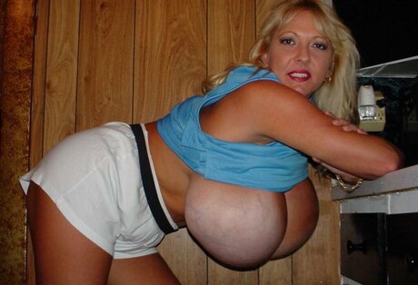 Maxi Mounds