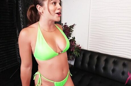 Naakte gelekte OnlyFans-foto van Queen Dalvina