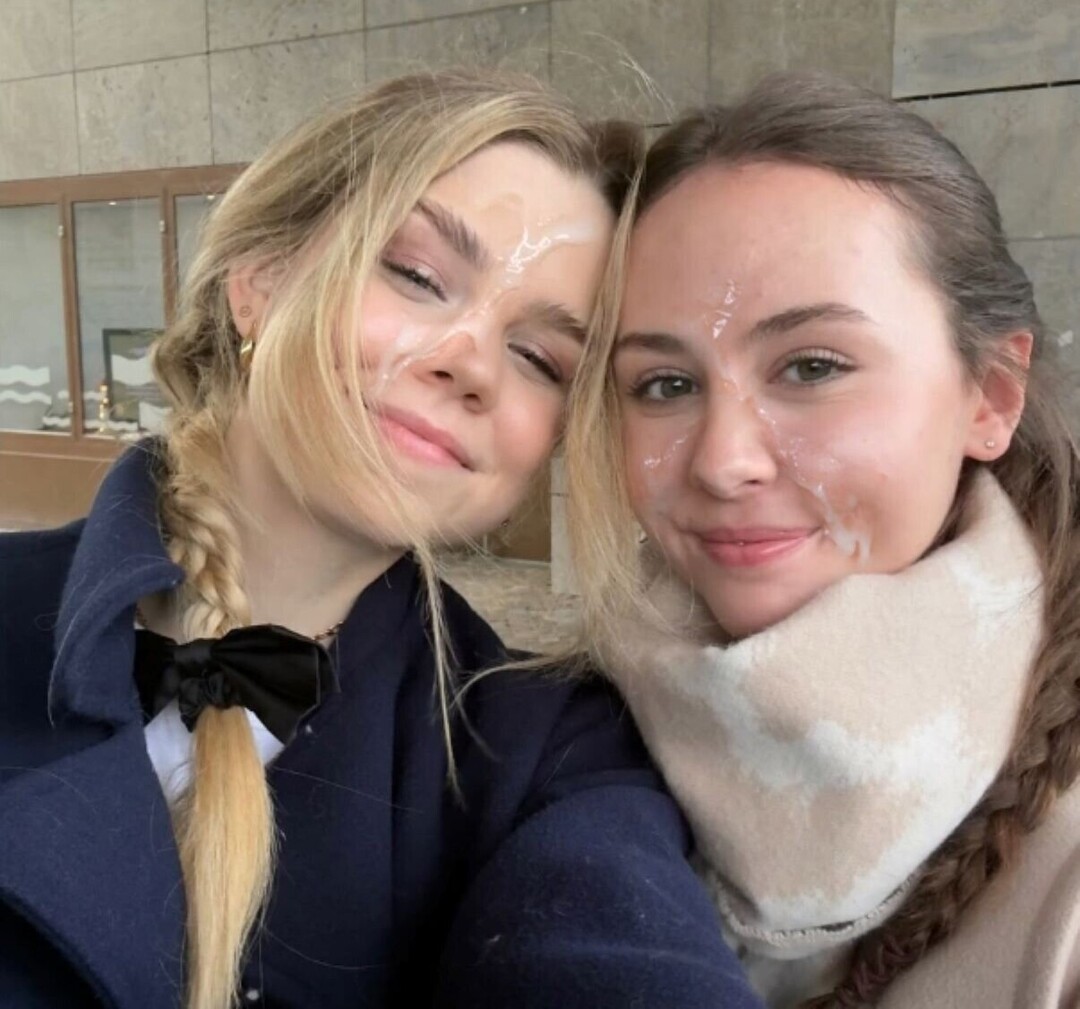 Naakte gelekte OnlyFans-foto van Lea Peach #1106