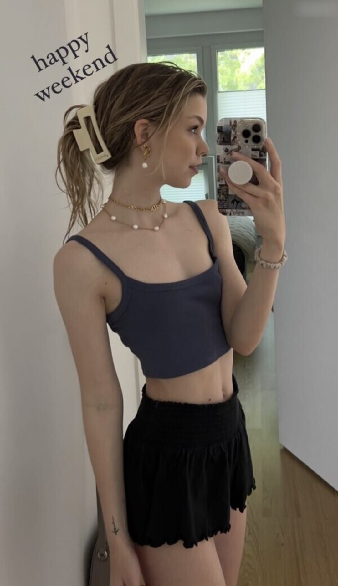 Naakte gelekte OnlyFans-foto van Lea Peach #1214