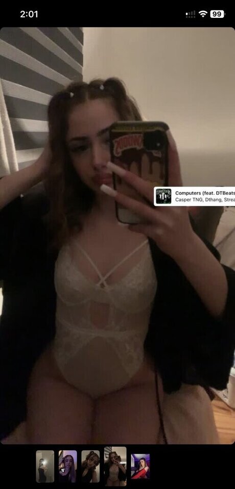 Naakte gelekte OnlyFans-foto van Urprincessxxx