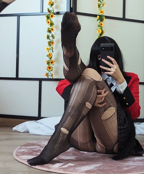 Naakte gelekte OnlyFans-foto van Dollyliney
