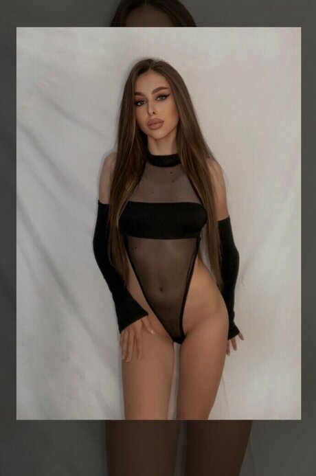 Naakte gelekte OnlyFans-foto van Vitalina22