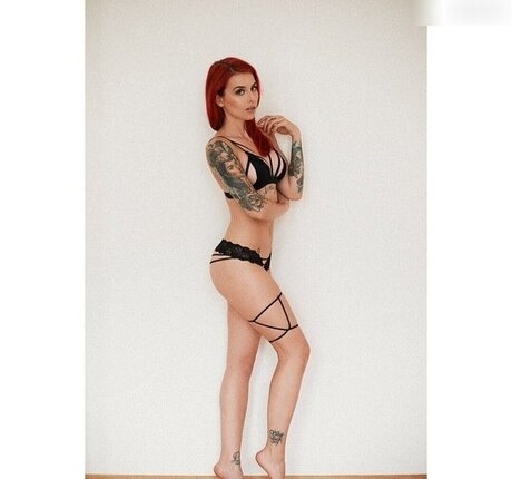 Miss Peaches