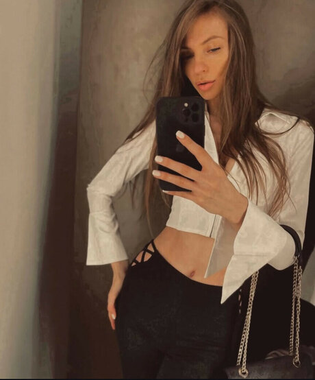 Naakte gelekte OnlyFans-foto van Natanns