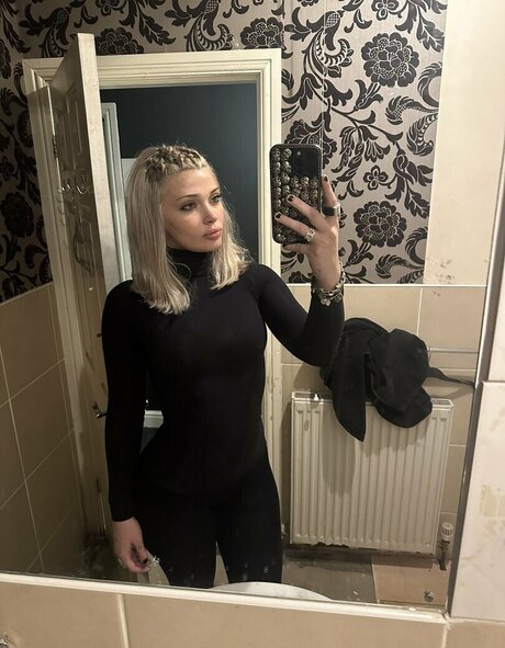 Lola Visage