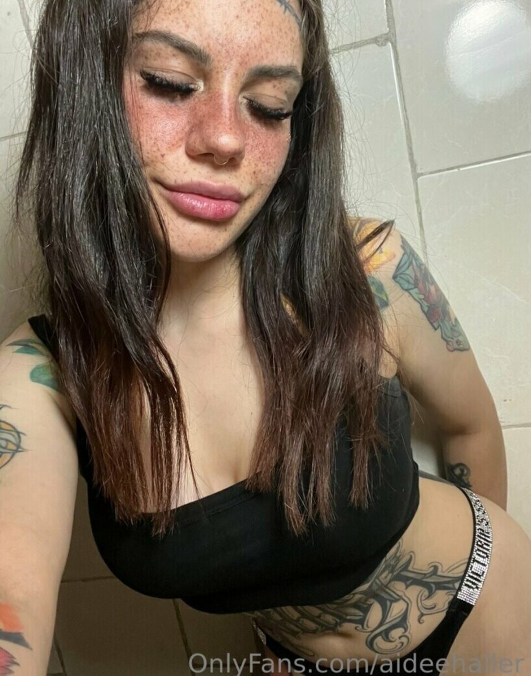 Naakte gelekte OnlyFans-foto van Aidee Haller #15 Naakte gelekte OnlyFans-foto van Aidee Haller #15