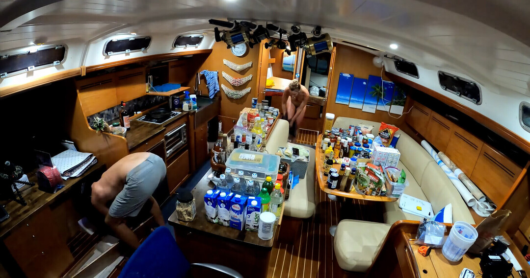 Naakte gelekte OnlyFans-foto van Sailing The Far Side #2 Naakte gelekte OnlyFans-foto van Sailing The Far Side #2