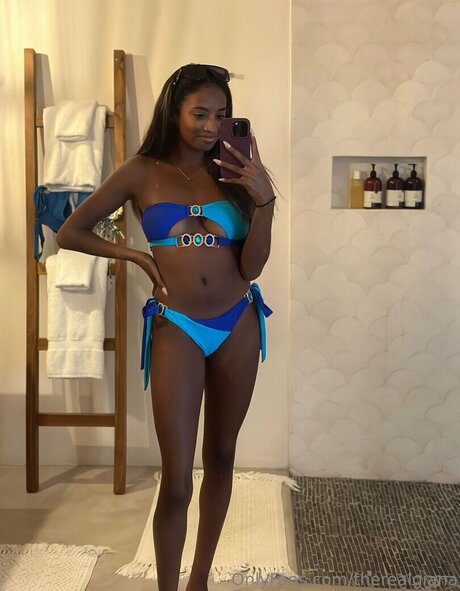 Therealgiana