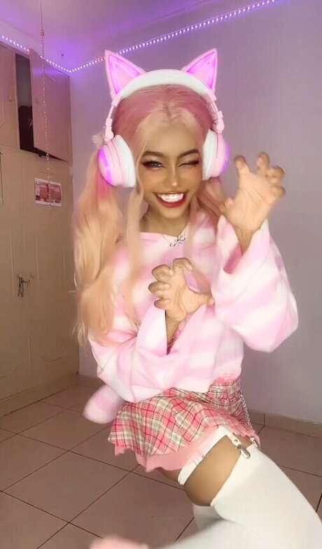 Naakte gelekte OnlyFans-foto van Princess Sachiko
