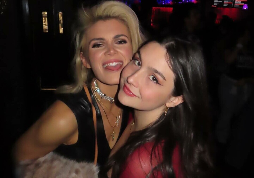 Naakte gelekte OnlyFans-foto van Olivia Delaurentis #34 Naakte gelekte OnlyFans-foto van Olivia Delaurentis #34