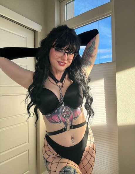 Lizzi Blake