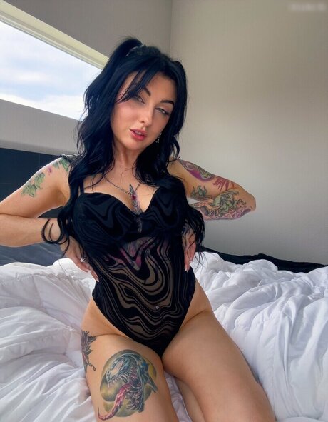 Lizzi Blake