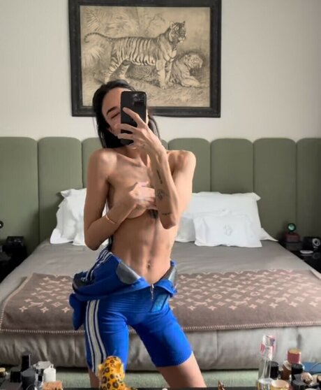 Naakte gelekte OnlyFans-foto van Chiarabiasi