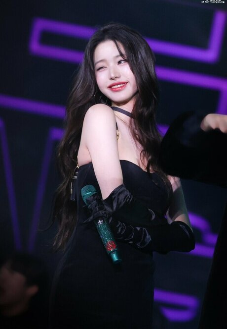 Jang Won-young