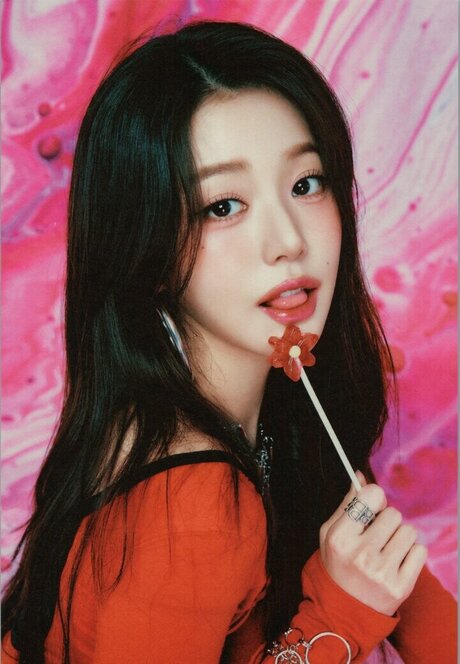 Jang Won-young
