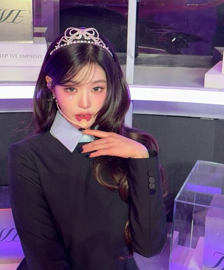 Jang Won-young