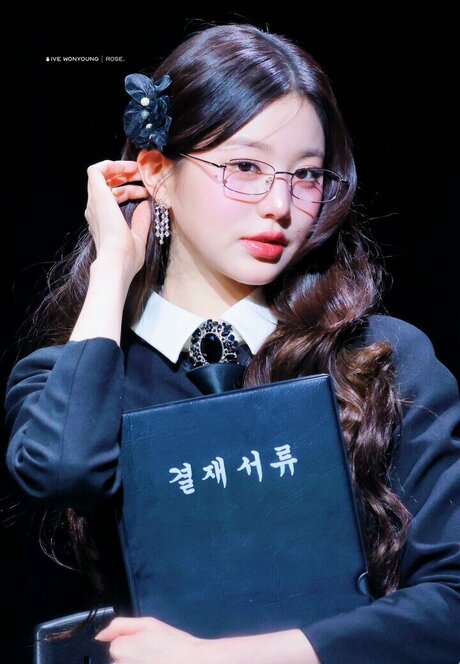 Jang Won-young