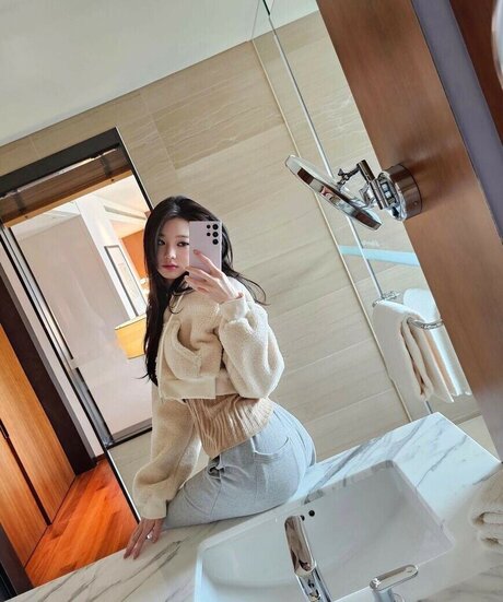 Jang Won-young