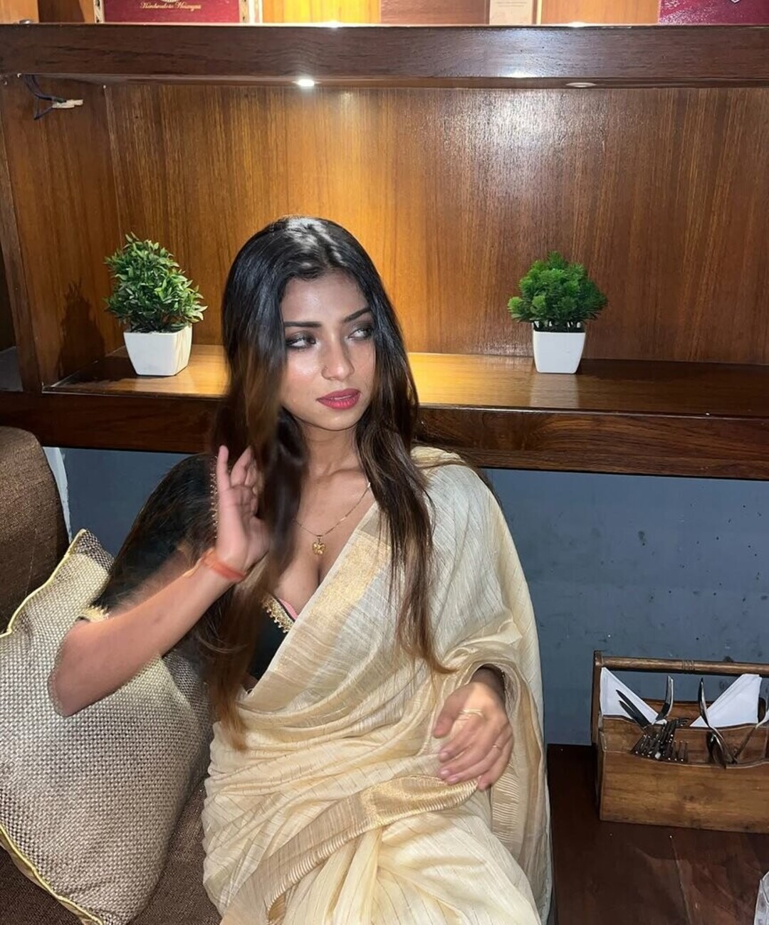 Naakte gelekte OnlyFans-foto van Itzmesaheliofficial #14 Naakte gelekte OnlyFans-foto van Itzmesaheliofficial #14