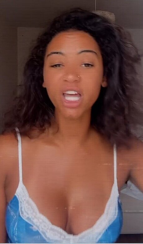 Shaggy Baggy