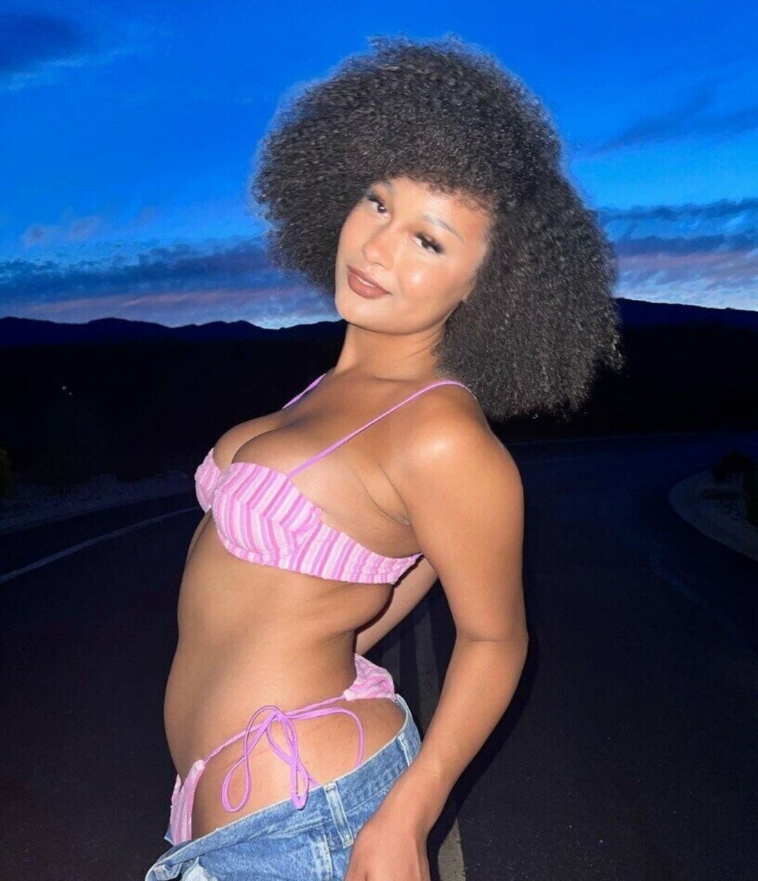 Naakte gelekte OnlyFans-foto van Veondremitchell #7 Naakte gelekte OnlyFans-foto van Veondremitchell #7