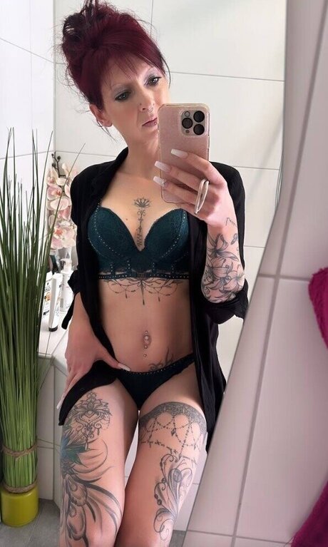 Nicole Anna