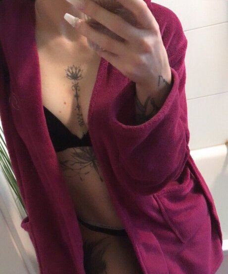 Nicole Anna
