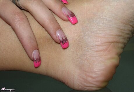 Footlovegirls