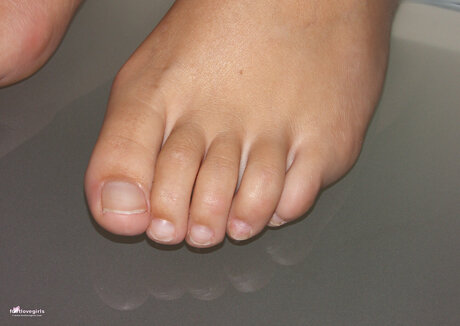 Footlovegirls